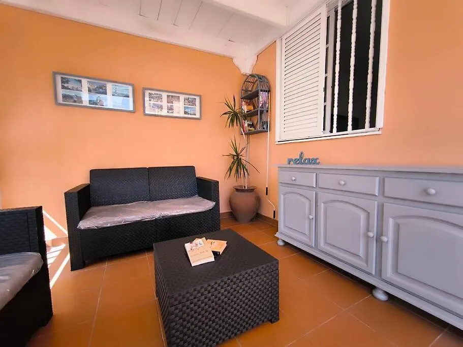 Apartamento El Carmen 3 Lara Santa Cruz de Tenerife Spain