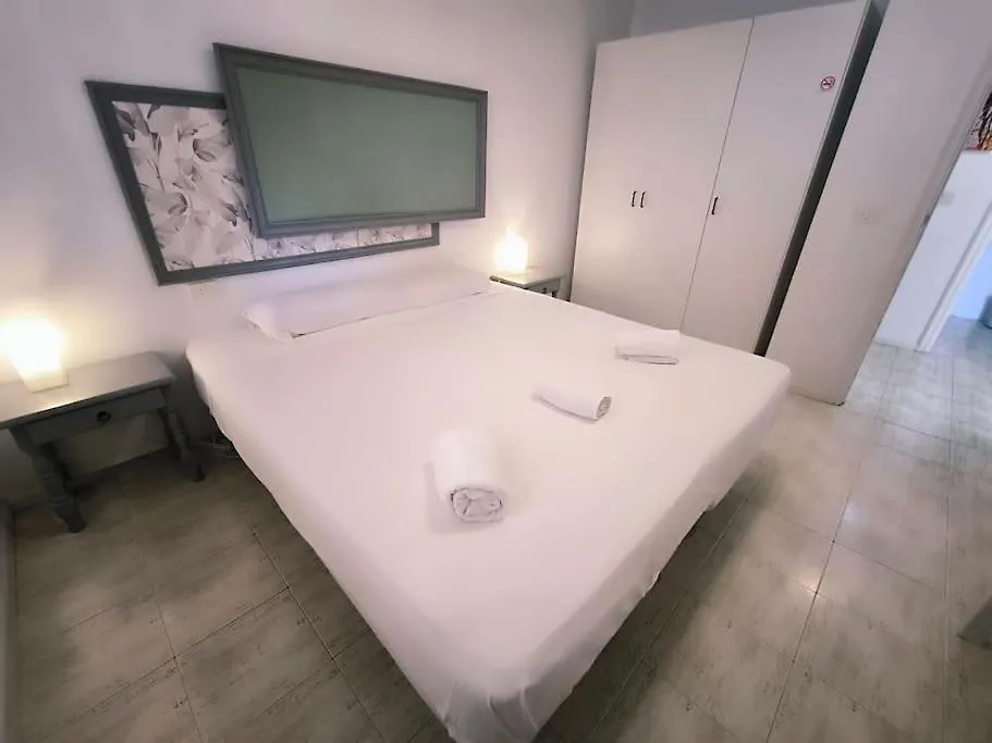 Apartamento El Carmen 3 Lara Santa Cruz de Tenerife Spain